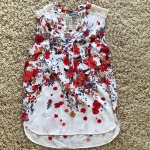 Sleeveless blouse